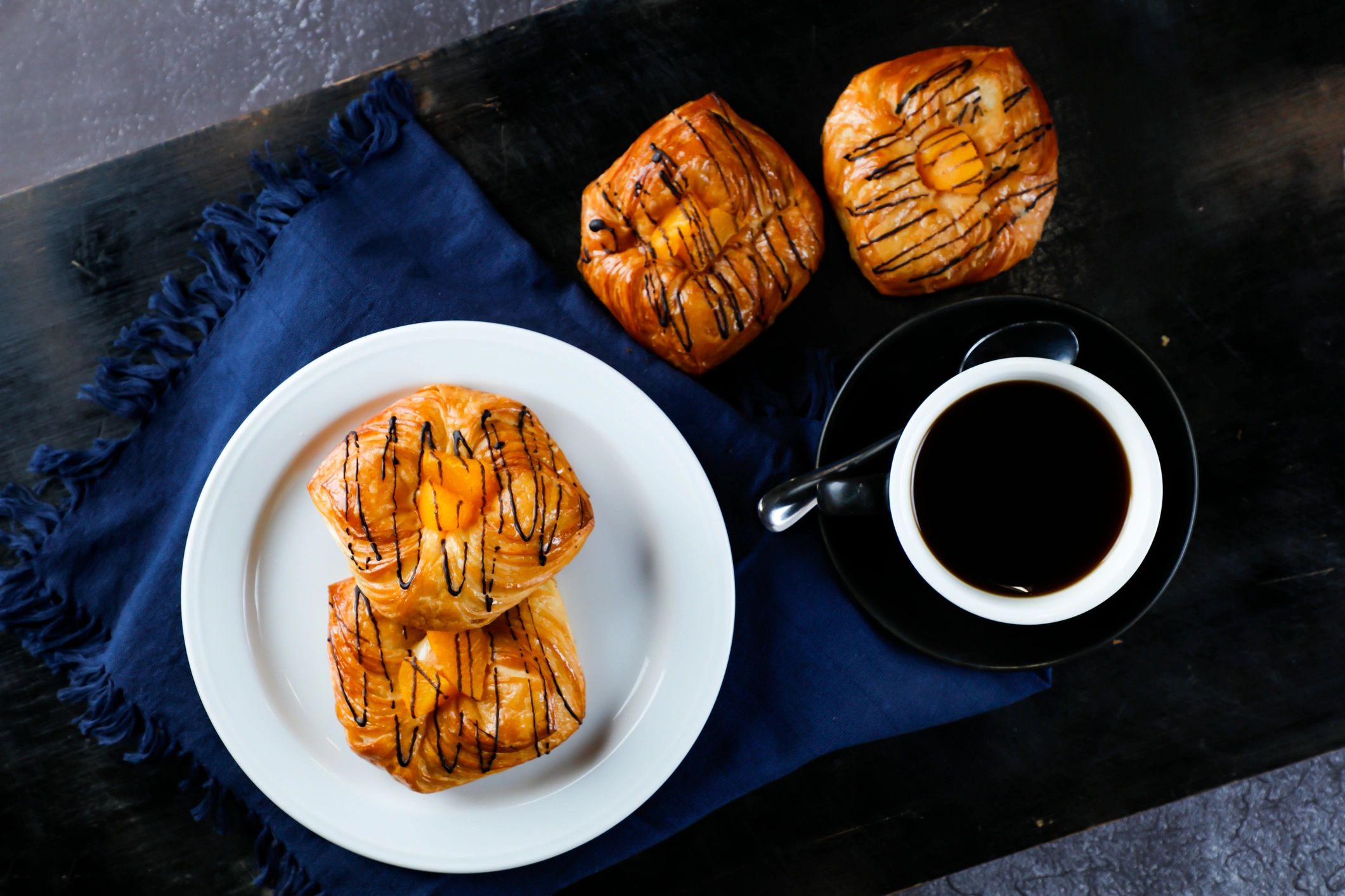 Pastries and coffee - Helice Air premium refreshments